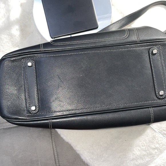 Salvatore Ferragamo purse in very good condition - Picture 8 of 17